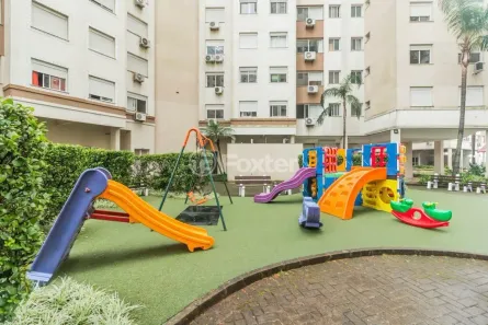 Apartamento com 2 Quartos à venda, 65m² no Vila Ipiranga, Porto Alegre
