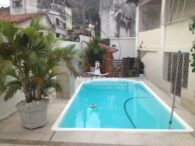 Casa com 5 Quartos à venda, 400m² no Centro, Vitória