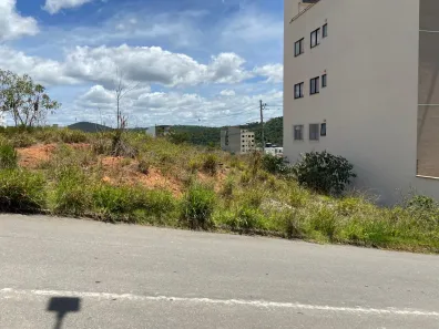 Lote/Terreno à venda, 345m² no Cerâmica, Juiz de Fora