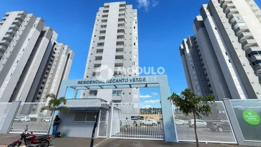 Apartamento com 2 Quartos para alugar, 60m² no Novo Mundo, Uberlândia