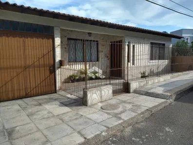 Casa com 2 Quartos à venda, 102m² no Vila Nova, Porto Alegre