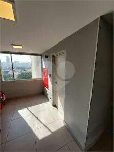 Sala Comercial à venda, 233m² no Cidade Monções, São Paulo