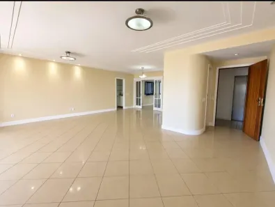 Apartamento com 4 Quartos para alugar, 217m² no Pituba, Salvador