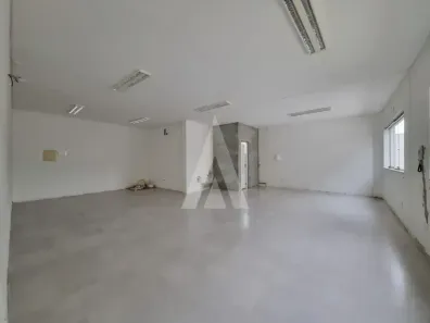 Sala Comercial para alugar, 267m² no América, Joinville