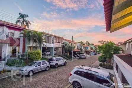 Casa de Condomínio com 4 Quartos à venda, 240m² no Santo Antônio, Porto Alegre