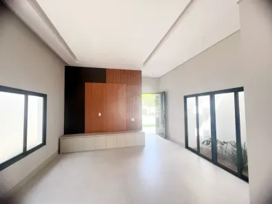 Casa de Condomínio com 4 Quartos à venda, 360m² no Jardim Botânico, Uberlândia