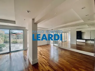 Apartamento com 2 Quartos à venda, 207m² no Vila Madalena, São Paulo