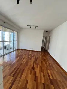 Apartamento com 2 Quartos para alugar, 50m² no Santo Amaro, São Paulo