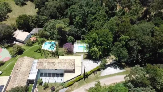 Fazenda/Sítio com 3 Quartos à venda, 250m² no Recanto dos Palmares, Atibaia