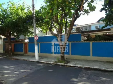 Casa com 6 Quartos à venda, 379m² no São Francisco, Niterói