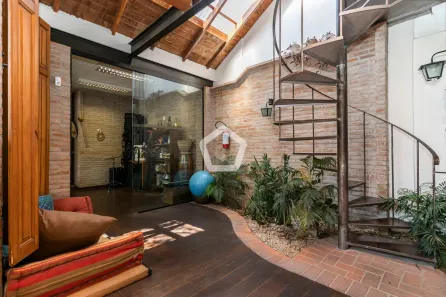 Casa com 2 Quartos à venda, 180m² no Sumaré, São Paulo