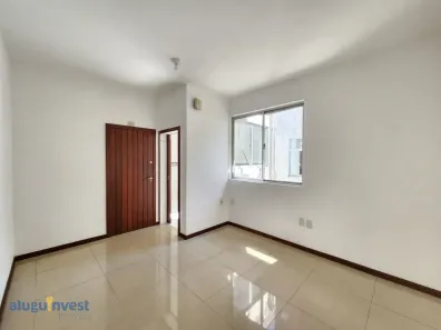 Apartamento com 2 Quartos para alugar, 75m² no Centro, Florianópolis