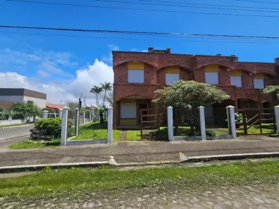 Sobrado com 3 Quartos à venda, 145m² no Capão Novo, Capão da Canoa