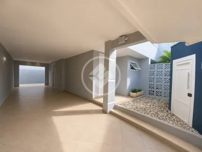 Casa com 4 Quartos para alugar, 210m² no Vila Bandeirantes, Araçatuba