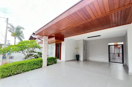 Casa com 3 Quartos para alugar, 220m² no Urbanova, São José dos Campos
