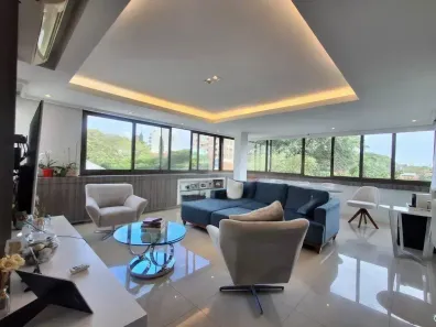 Apartamento com 3 Quartos à venda, 107m² no Jardim Itu, Porto Alegre