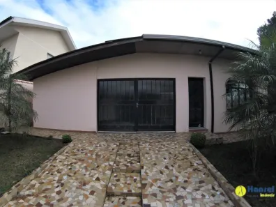 Casa com 3 Quartos para alugar, 150m² no Hauer, Curitiba