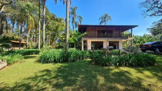Imóvel Comercial com 5 Quartos para alugar, 757m² no Vila Santo Antônio, Cotia