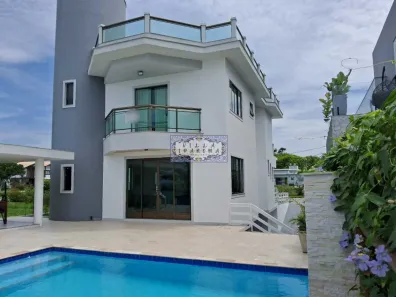 Casa de Condomínio com 4 Quartos à venda, 238m² no Mar do Norte, Rio das Ostras
