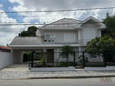 Casa com 3 Quartos à venda, 320m² no Bom Retiro, Joinville