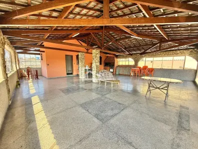 Casa com 6 Quartos à venda, 300m² no Piratininga (Venda Nova), Belo Horizonte
