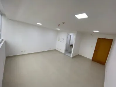 Sala Comercial à venda, 32m² no Divino Espírito Santo, Vila Velha