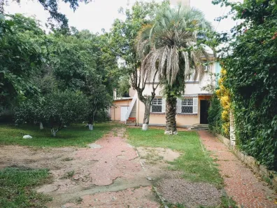 Casa com 6 Quartos à venda, 200m² no Medianeira, Porto Alegre