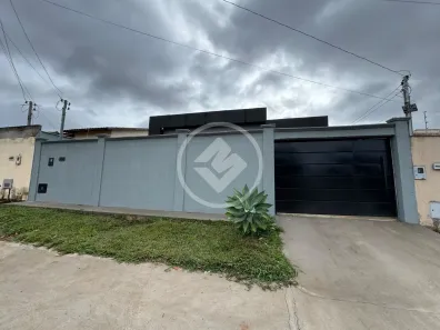 Casa com 3 Quartos à venda, 160m² no Parque Ibirapuera, Aparecida de Goiânia