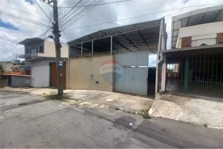 Galpão/Depósito/Armazém para alugar, 392m² no Monte Castelo, Juiz de Fora
