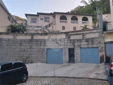 Imóvel Comercial com 5 Quartos para venda ou aluguel, 400m² no Grajaú, Rio de Janeiro