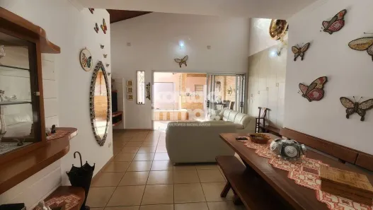Casa com 3 Quartos à venda, 200m² no Jardim Astro, Sorocaba