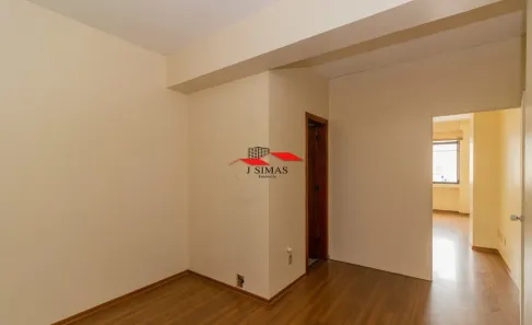 Sala Comercial à venda, 39m² no Independência, Porto Alegre