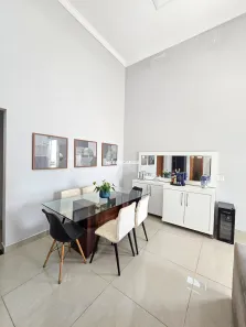 Casa de Condomínio com 4 Quartos à venda, 225m² no Jardins Valência, Goiânia