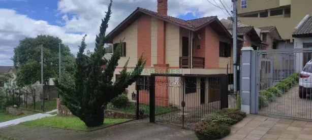 Sobrado com 3 Quartos para alugar, 105m² no Colina Sorriso, Caxias do Sul