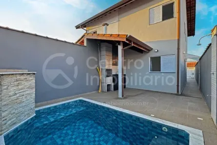 Casa com 3 Quartos à venda, 107m² no Parque Balneario Oasis, Peruíbe