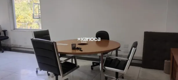 Prédio Comercial para alugar, 736m² no Barra Olímpica, Rio de Janeiro