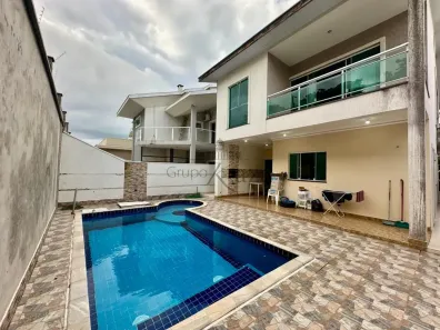 Casa de Condomínio com 4 Quartos à venda, 225m² no Parque Califórnia, Jacareí