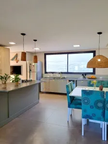 Casa com 2 Quartos à venda, 131m² no Vila Ipiranga, Porto Alegre