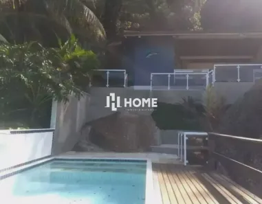 Casa de Condomínio com 4 Quartos à venda, 450m² no Piratininga, Niterói