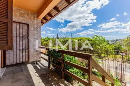 Casa com 3 Quartos à venda, 135m² no Jardim Sabará, Porto Alegre