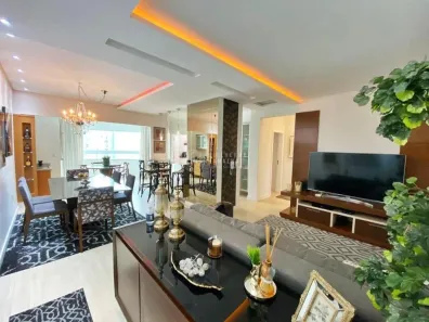 Apartamento com 2 Quartos para alugar, 90m² no Centro, Balneário Camboriú