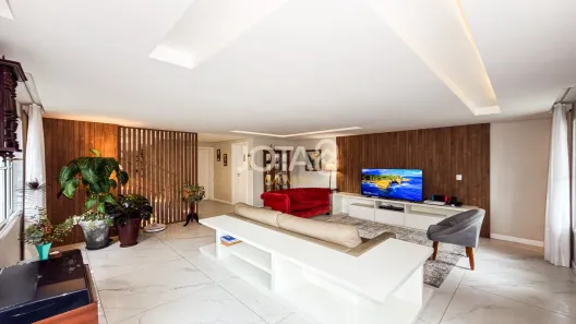 Casa de Condomínio com 4 Quartos à venda, 299m² no Santa Felicidade, Curitiba