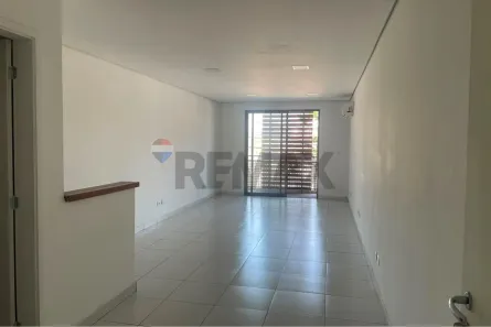 Sala Comercial para alugar, 52m² no Lageadinho, Cotia