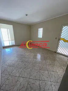 Casa com 2 Quartos para alugar, 120m² no Parque Flamengo, Guarulhos