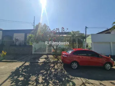 Casa de Condomínio com 3 Quartos à venda, 167m² no Vila Valqueire, Rio de Janeiro