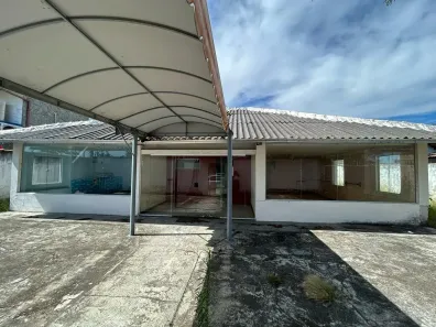 Imóvel Comercial com 6 Quartos para venda ou aluguel, 259m² no Centro, Rio das Ostras