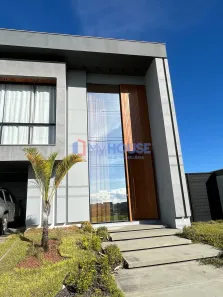 Casa de Condomínio com 3 Quartos à venda, 350m² no Nossa Senhora da Vitória, Ilhéus