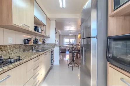 Casa com 3 Quartos à venda, 369m² no Santa Maria Goretti, Porto Alegre