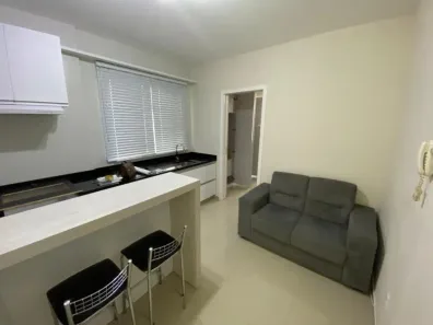 Apartamento com 1 Quarto para alugar, 39m² no Centro, Florianópolis