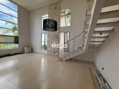 Casa de Condomínio com 4 Quartos para alugar, 250m² no Nova Uberlândia, Uberlândia